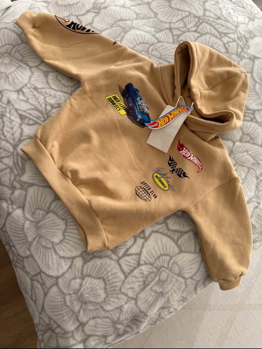 Zara Tan Hot Wheels Graphic Hoodie